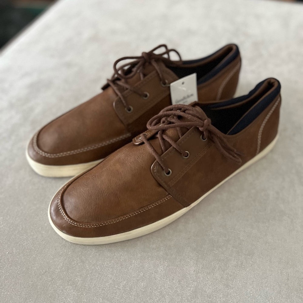 Men's Brown Lace-Up Sneakers